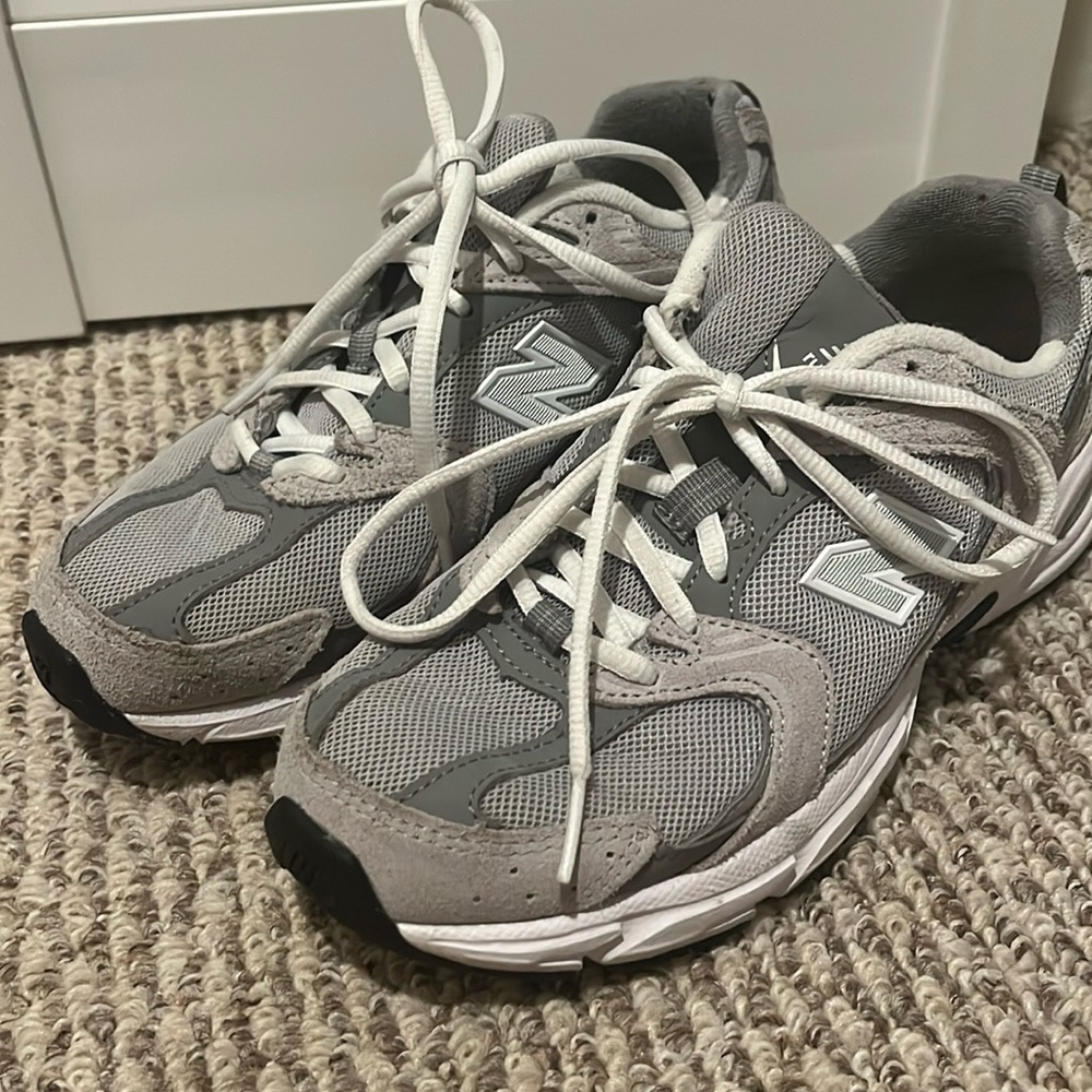 New balance 530 grey and white size 6.5